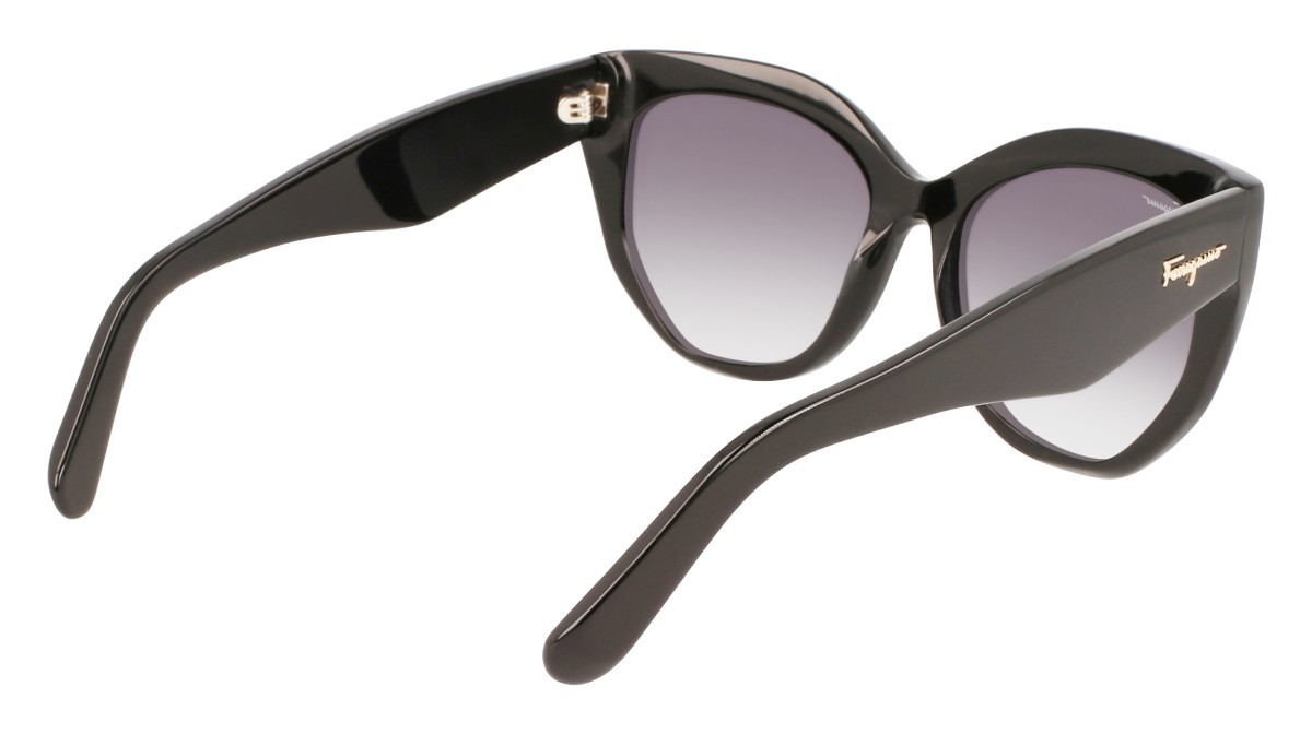 Sunglasses Salvatore Ferragamo SF1061S (001) color black shape cat eye lenses grey gradient