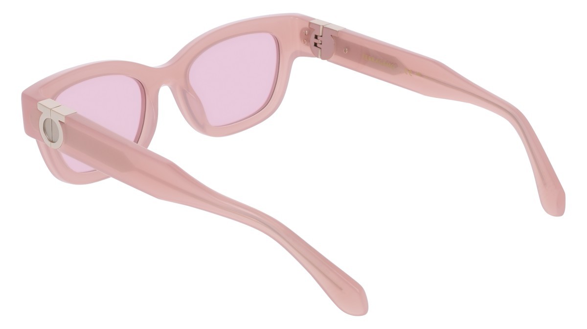 Sunglasses Salvatore Ferragamo SF2067S (662) color opaline rose shape rectangle lenses solid lilac