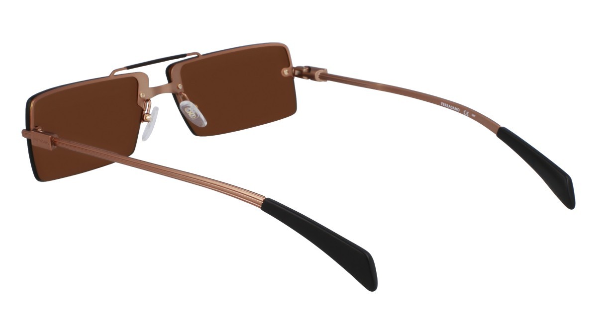 Sonnenbrillen Salvatore Ferragamo SF306S (762) farbe matte amber gold/brown form rechteckig gläser solid brown