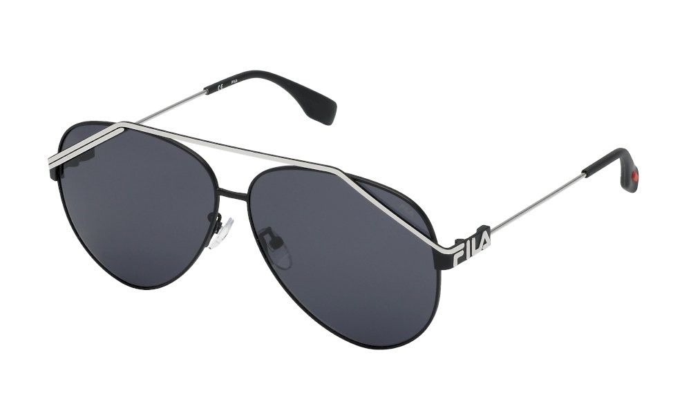 Occhiali da sole Fila SFI018 (0531) colore nero semilucido totale lenti smoke 