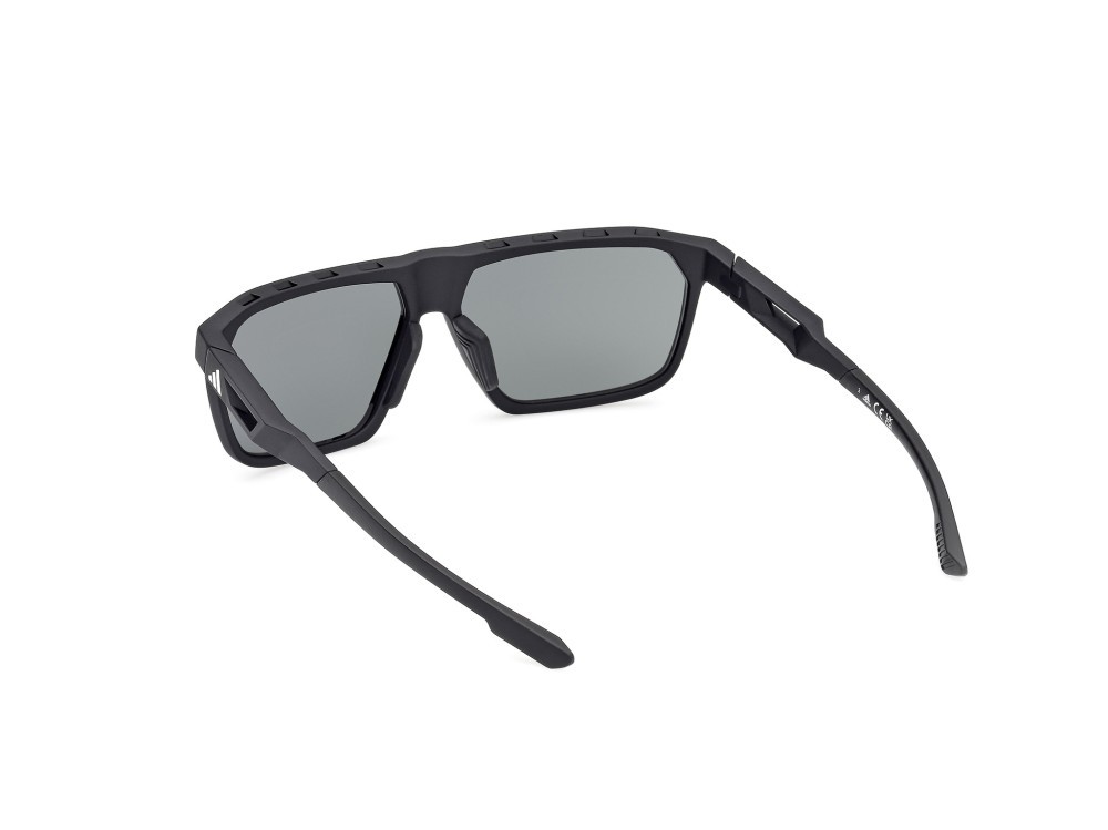 Sunglasses Adidas Sport SP0096 (02N) color nero opaco shape navigator lenses high contrast - verde