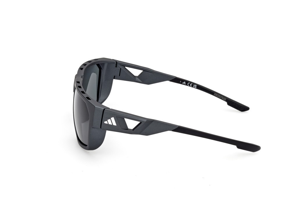 Sunglasses Adidas Sport SP0097 (02D) color nero opaco shape mask lenses fumo polar.