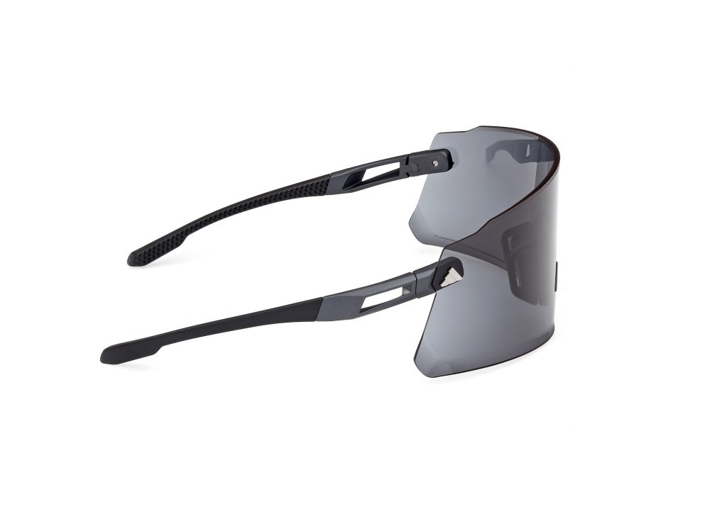 Occhiali da sole Adidas Sport SP0100 (02A) colore nero opaco forma mask lenti high contrast - fumo