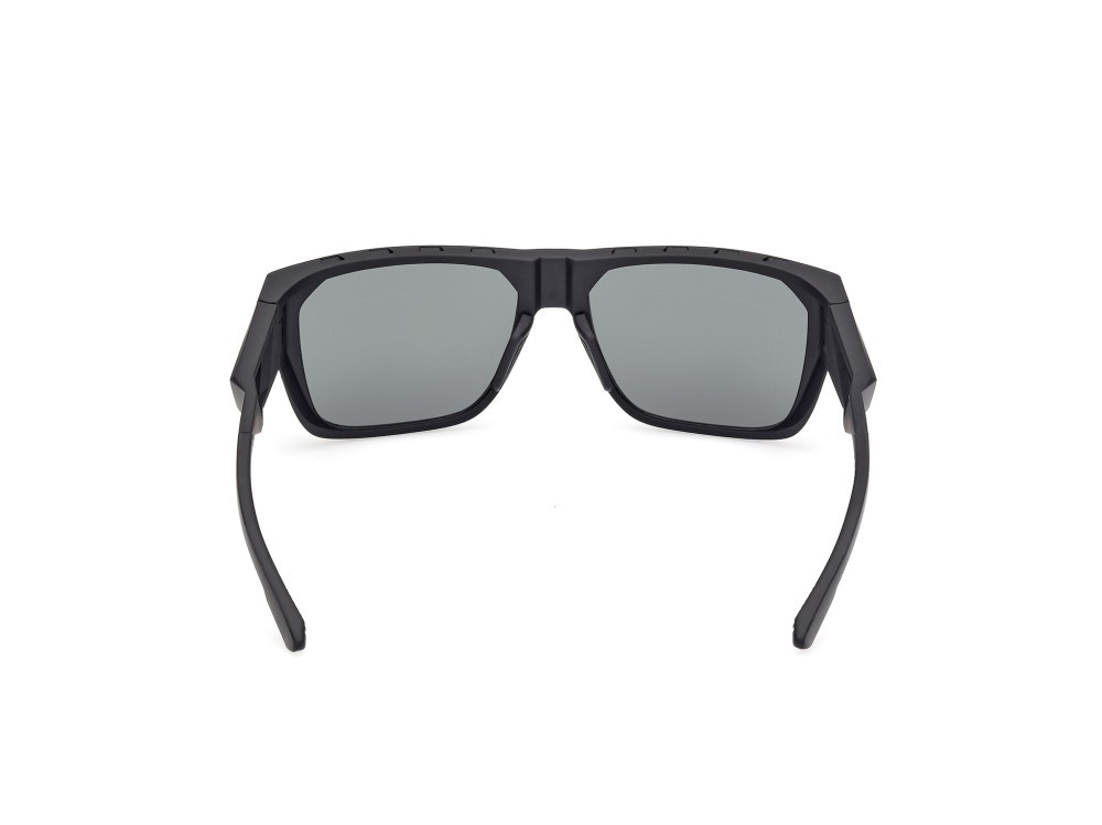 Occhiali da sole Adidas Sport SP0102 (02N) colore nero opaco forma navigator lenti high contrast - verde