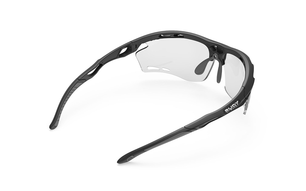 Occhiali da sole Rudy Project Propulse SP627306-0000 colore black matte lenti impactx™ photochromic 2 black