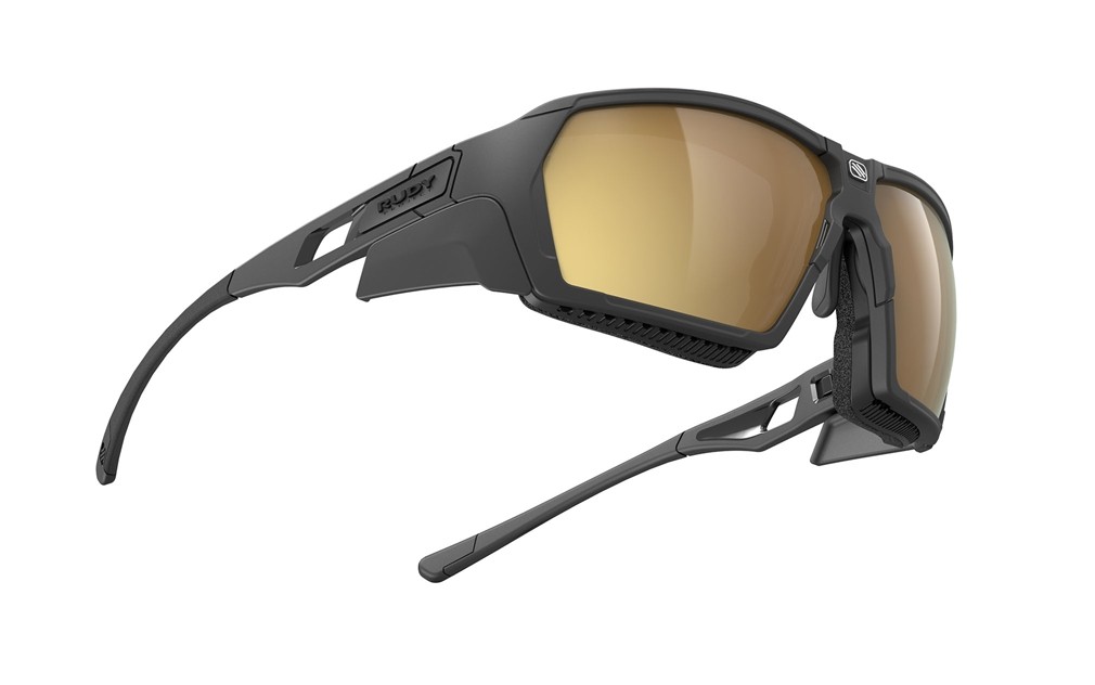 Occhiali da sole Rudy Project Agent Q SP707206-0000 colore black matte-gloss/grey matte lenti impactx™ photochromic 2 laser crimson