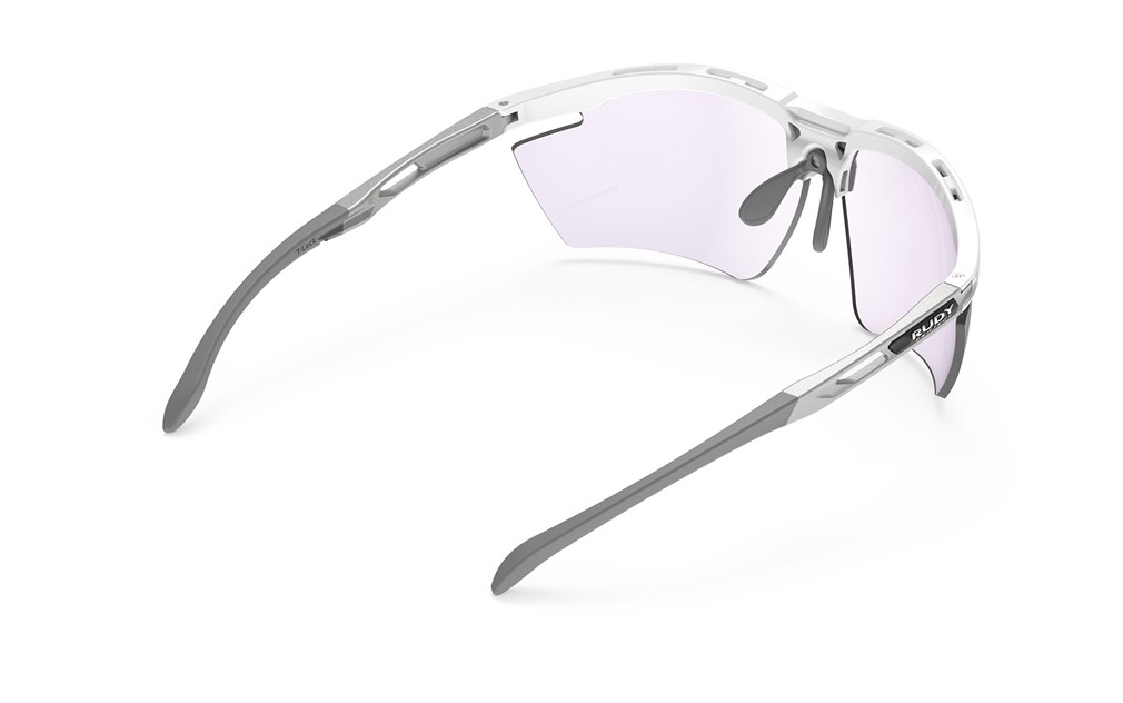 Occhiali da sole Rudy Project Magnus Golf SP757569-0000 colore white gloss lenti impactx™ photochromic 2ls purple