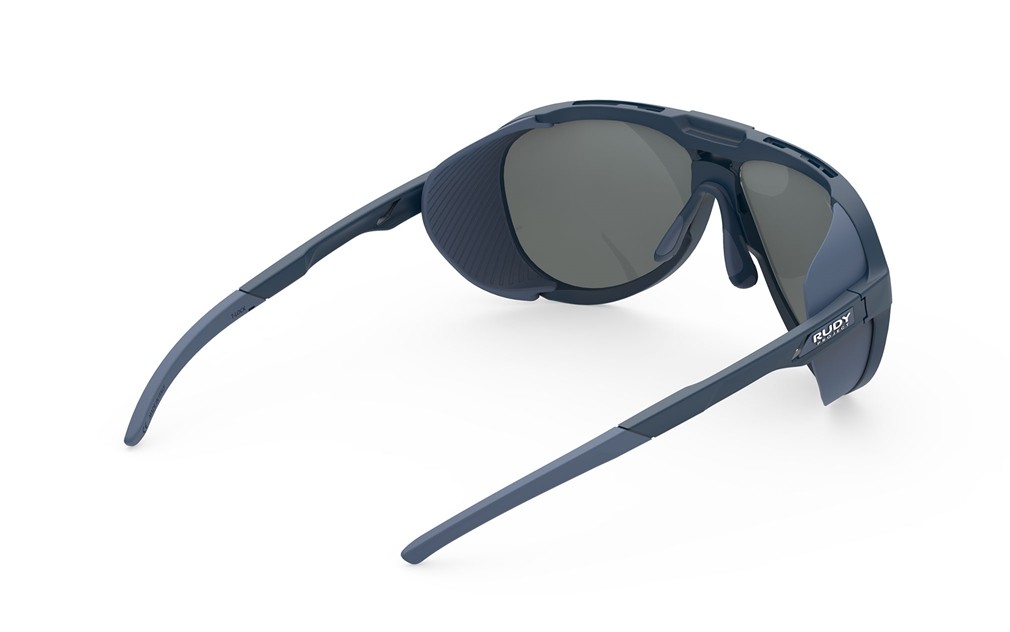 Occhiali da sole Rudy Project Stardash SP817247-0000 colore blue navy matte lenti impactx® photochromic 2 laser crimson