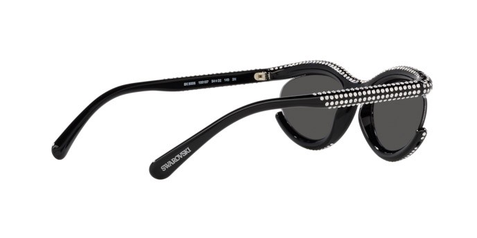 Sunglasses Swarovski SK 6006 (100187) color nero shape oval lenses grigio scuro
