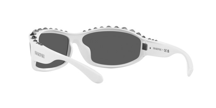 Sunglasses Swarovski SK 6009 (102987) color bianco shape irregular lenses grigio scuro