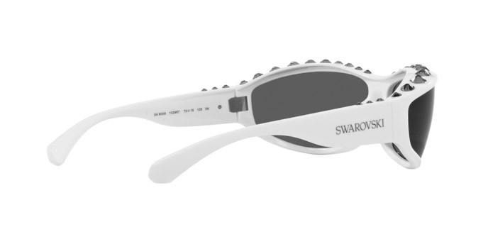 Sunglasses Swarovski SK 6009 (102987) color bianco shape irregular lenses grigio scuro