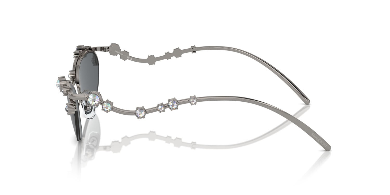 Sunglasses Swarovski SK 7016 (400987) color gunmetal shape oval lenses grigio scuro