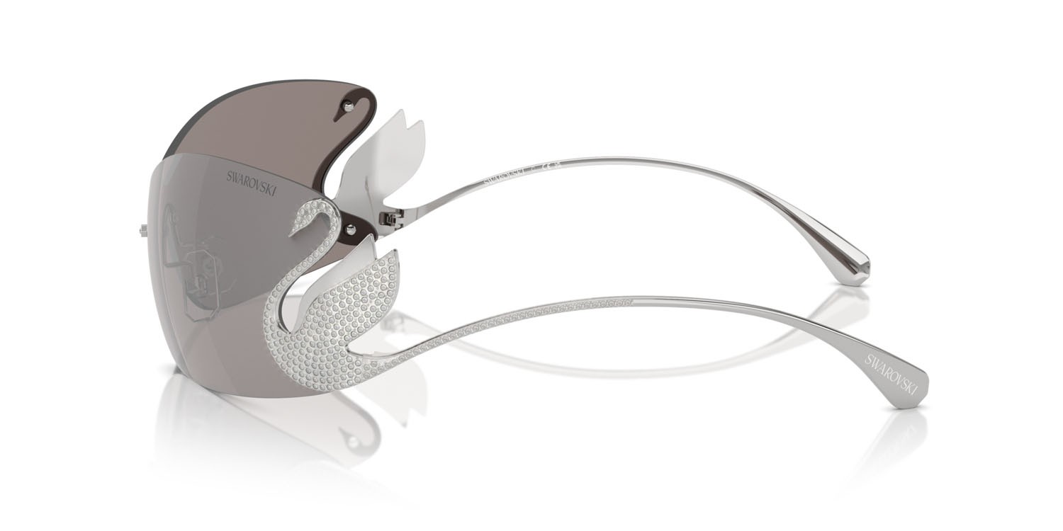 Sunglasses Swarovski SK 7020 (40016G) color argento shape irregular lenses grigio chiaro specchiato argento