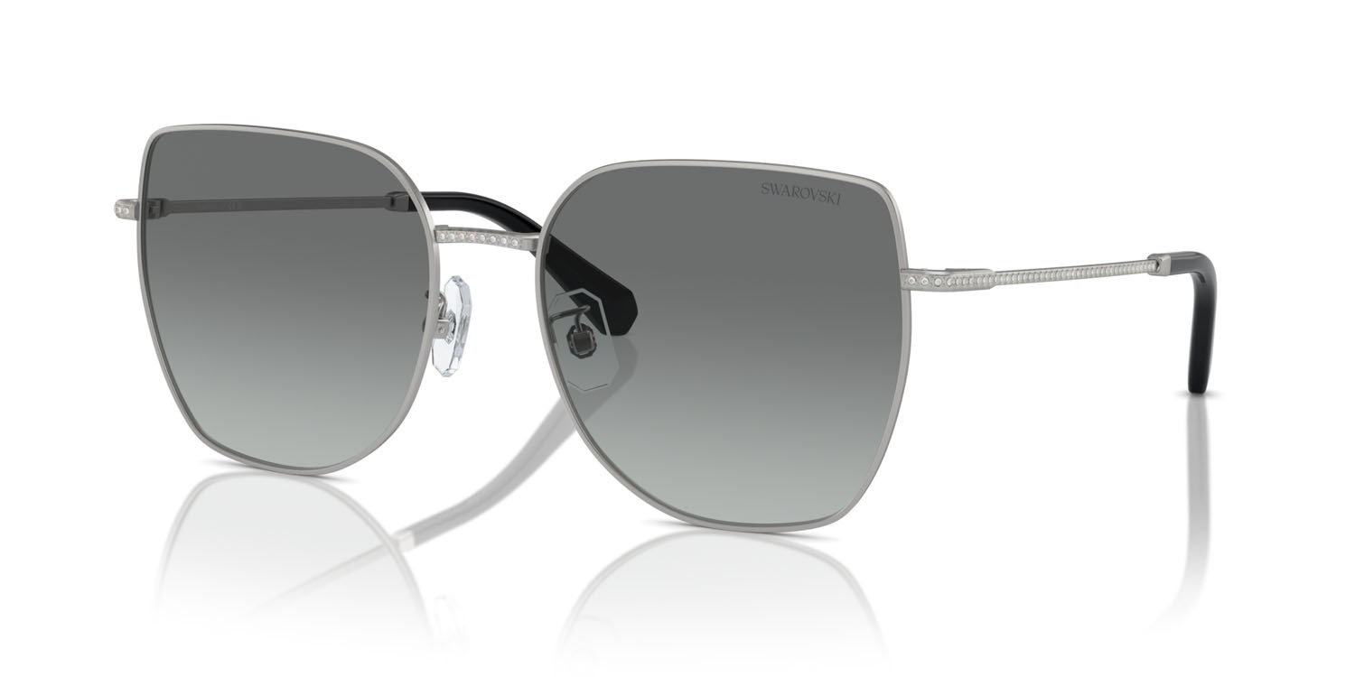 Occhiali da sole Swarovski SK 7021D (400111) colore argento opaco forma irregolare lenti grigio sfumato