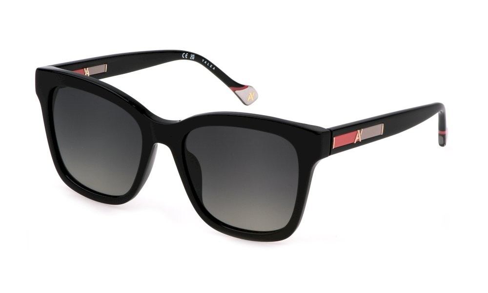 Sunglasses Yalea Maryam SYA104 (700P) color nero lucido lenses smoke gradient smoke