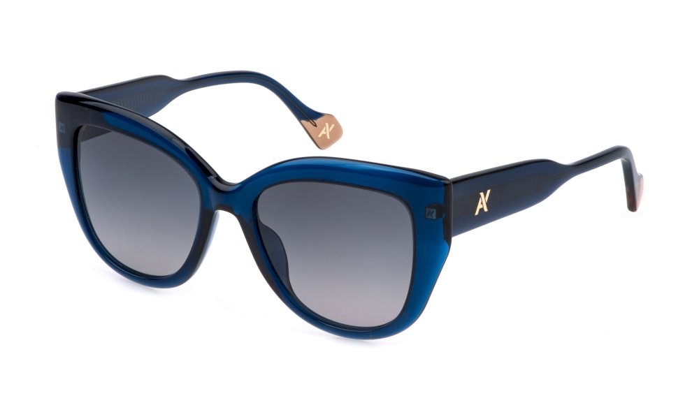 Sunglasses Yalea Paloma SYA192 (0AGQ) color blu trasparente lucido lenses smoke gradient smoke