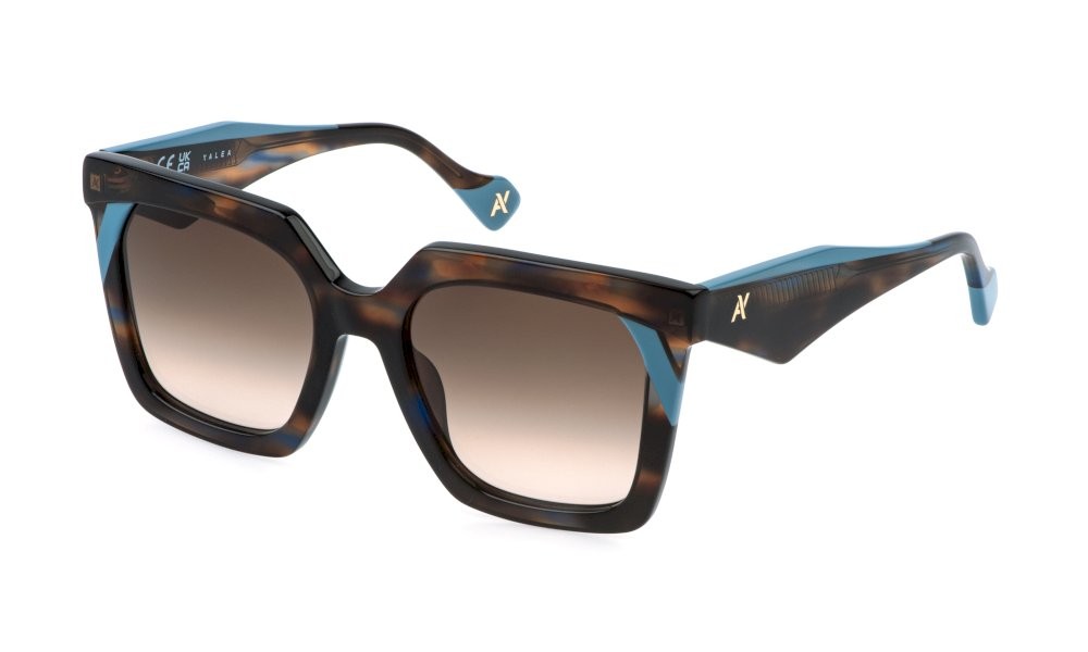Sunglasses Yalea Antonella SYA215 (0M61) color blu/marron striato lucido lenses brown gradient