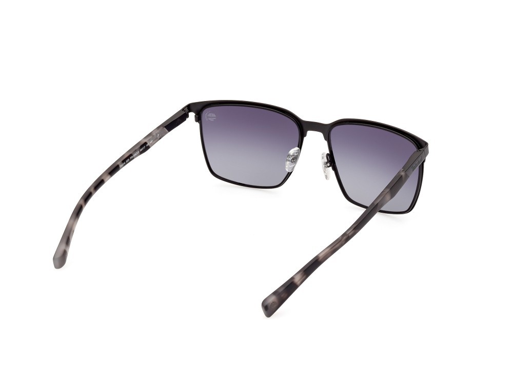 Sonnenbrillen Timberland TB9314 (02D) farbe nero opaco form quadratisch gläser fumo polar.