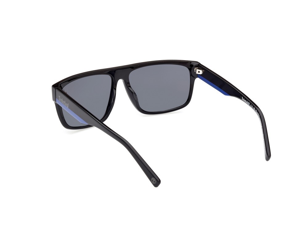 Occhiali da sole Timberland TB9342 (01D) colore nero lucido forma rettangolare lenti fumo polar.