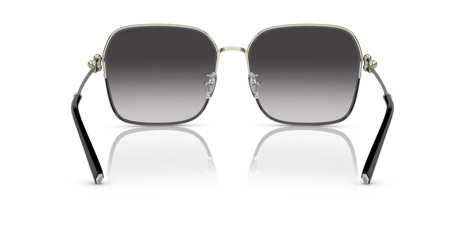 Sonnenbrillen Tiffany TF 3093D (61903C) farbe oro pallido form quadratisch gläser sfumato grigio