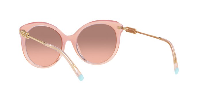 Occhiali da sole Tiffany TF 4189B (833413) colore milky pink gradient forma cat eye lenti pink gradient dark brown