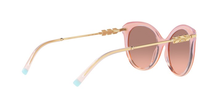 Occhiali da sole Tiffany TF 4189B (833413) colore milky pink gradient forma cat eye lenti pink gradient dark brown