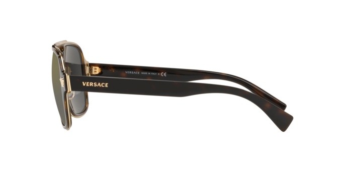 Occhiali da sole Versace Medusa Retro Charm VE 2199 (12524T) colore dark havana forma irregolare lenti dark grey mirror gold
