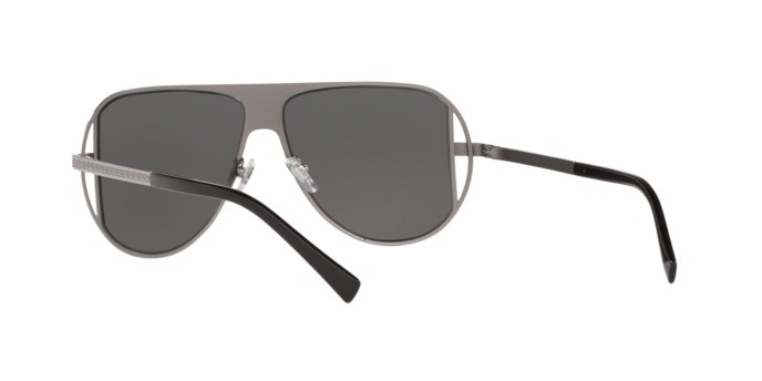 Sonnenbrillen Versace Luke Evans VE 2212 (10016G) farbe gunmetal form aviator gläser grey mirror silver