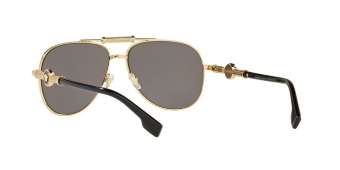 Occhiali da sole Versace VE 2236 (1002Z3) colore gold forma aviator lenti polar grey mirror silver
