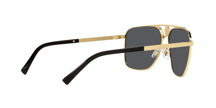 Occhiali da sole Versace VE 2238 (143687) colore gold/matte black forma rettangolare lenti dark grey