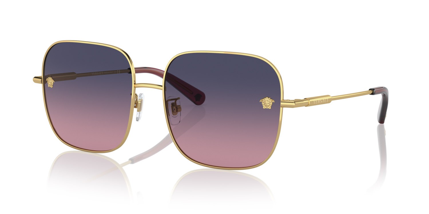 Occhiali da sole Versace VE 2246D (1002I6) colore oro forma quadrato lenti rosa sfumato blu