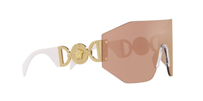 Occhiali da sole Versace VE 2258 (10027J) colore marrone scuro specchiato oro rosé forma irregolare lenti marrone scuro specchiato oro rosé