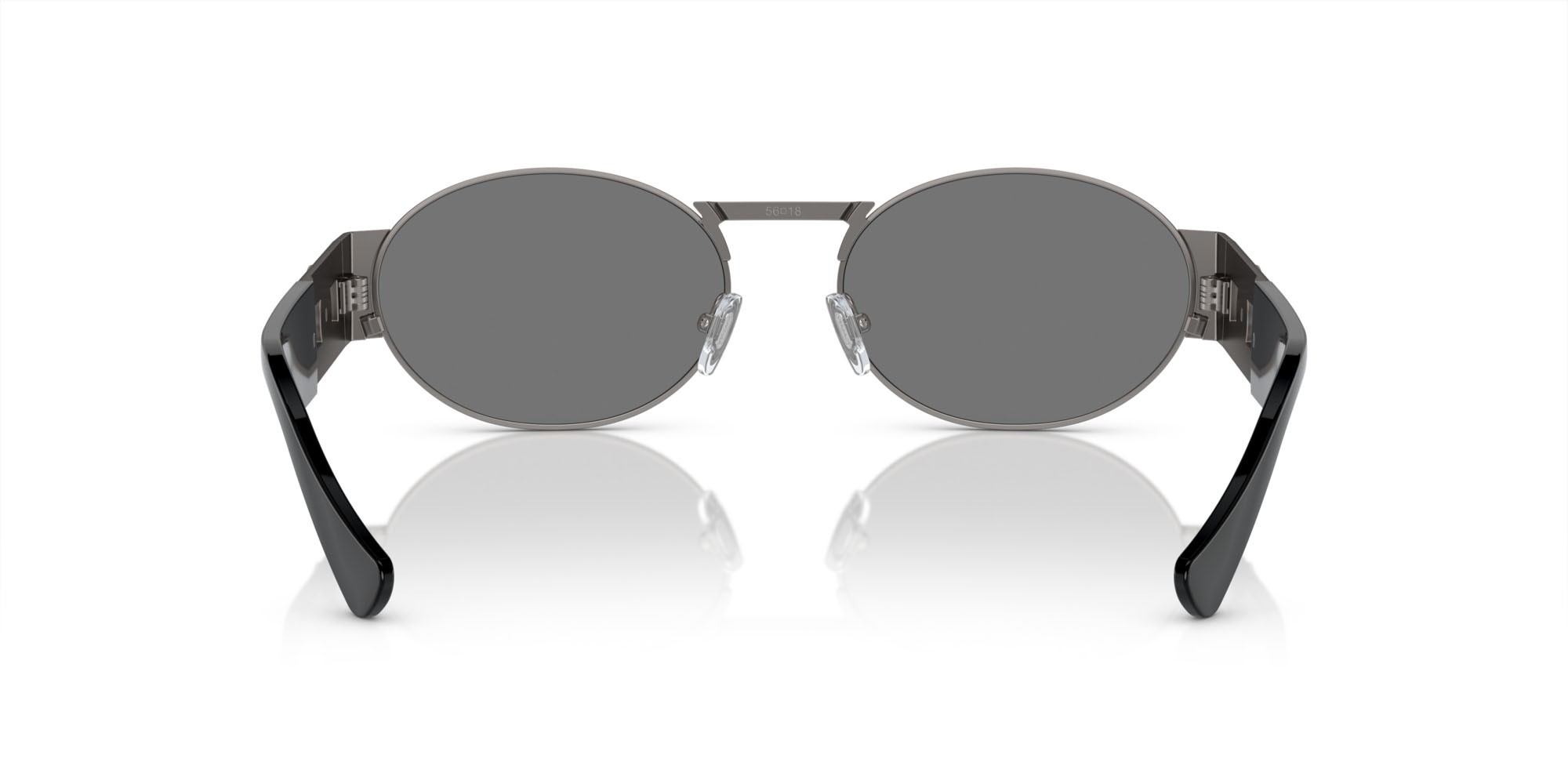 Occhiali da sole Versace VE 2264 (10016G) colore gunmetal opaco forma ovale lenti grigio argento specchiato