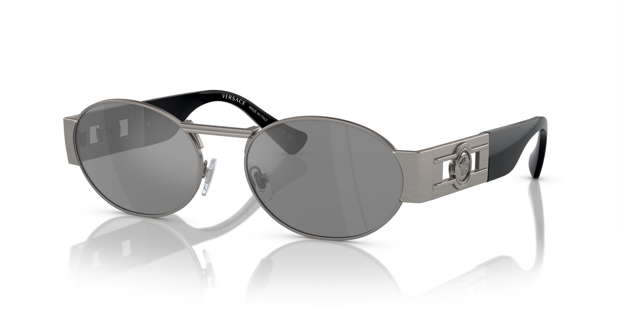 Occhiali da sole Versace VE 2264 (10016G) colore gunmetal opaco forma ovale lenti grigio argento specchiato