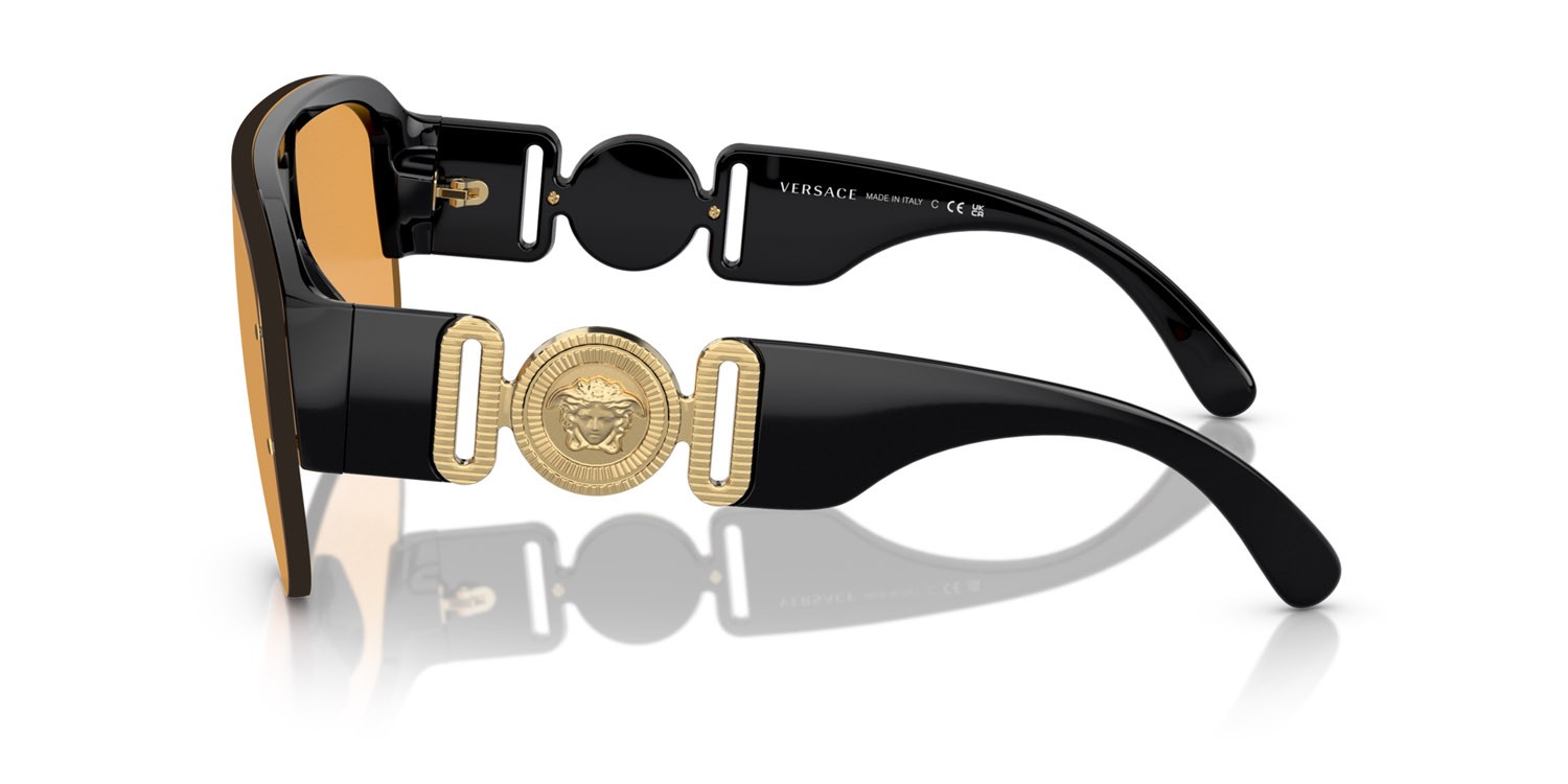 Occhiali da sole Versace VE 4391 (GB1/7) colore nero forma irregolare lenti arancione