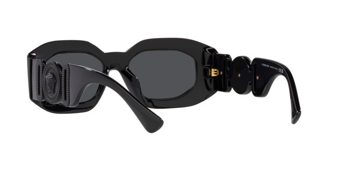 Occhiali da sole Versace VE 4425U (536087) colore nero forma irregolare lenti grigio scuro