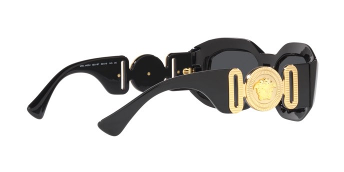 Occhiali da sole Versace Maxi Medusa Biggie VE 4425U (GB1/87) colore black forma irregolare lenti dark grey