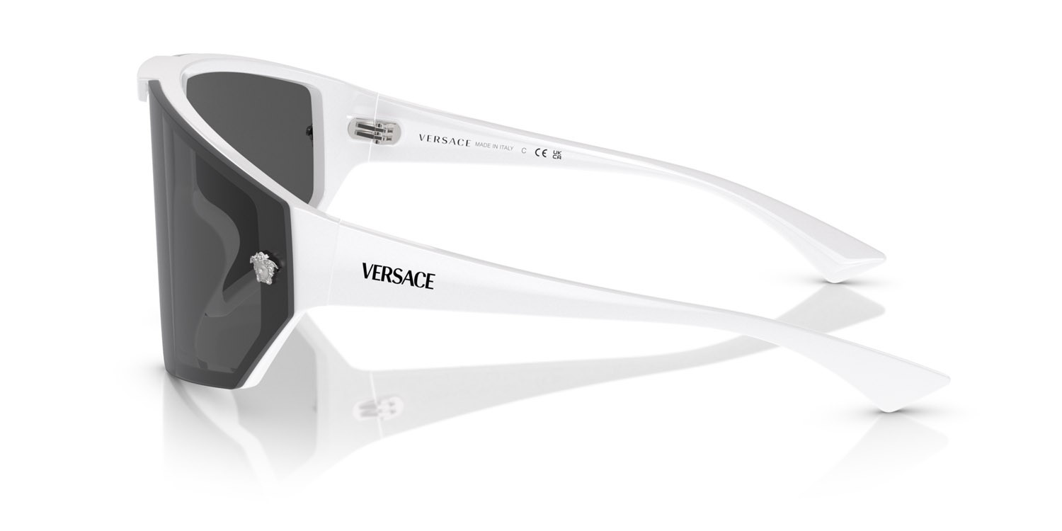 Occhiali da sole Versace VE 4461 (314/87) colore bianco forma irregolare lenti dark grey/mirror silver