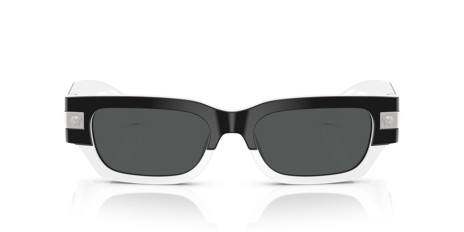Occhiali da sole Versace VE 4465 (545987) colore top nero/bianco forma rettangolare lenti grigio scuro