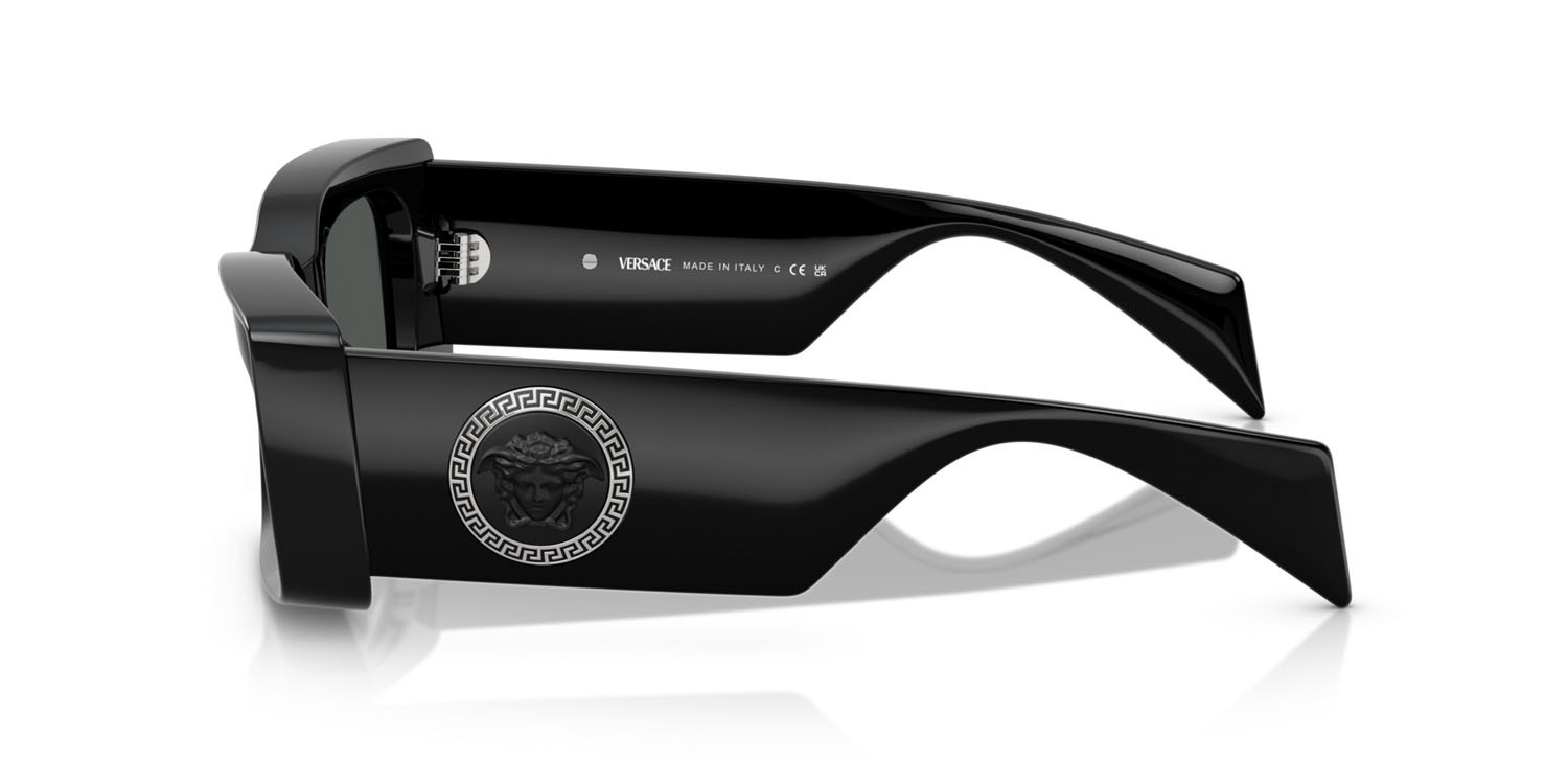 Occhiali da sole Versace VE 4474U (GB1/87) colore nero forma rettangolare lenti grigio scuro