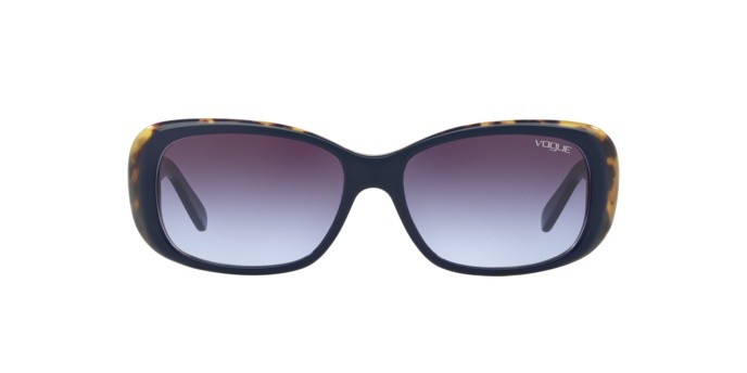 Occhiali da sole Vogue VO 2606S (26474Q) colore top blue/tortoise forma rettangolare lenti light violet grad dark grey