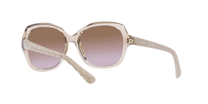 Sunglasses Vogue VO 2871S (299068) color marrone chiaro trasparente shape square lenses violetto sfumato marrone
