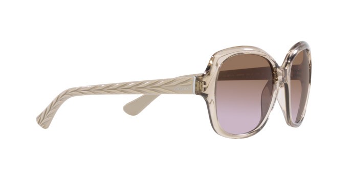 Sunglasses Vogue VO 2871S (299068) color marrone chiaro trasparente shape square lenses violetto sfumato marrone