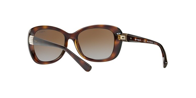 Occhiali da sole Vogue VO 2943SB (W656T5) colore dark havana forma farfalla lenti polar brown gradient