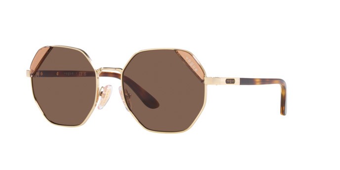 Occhiali da sole Vogue VO 4268S (848/73) colore oro pallido forma irregolare lenti marrone scuro