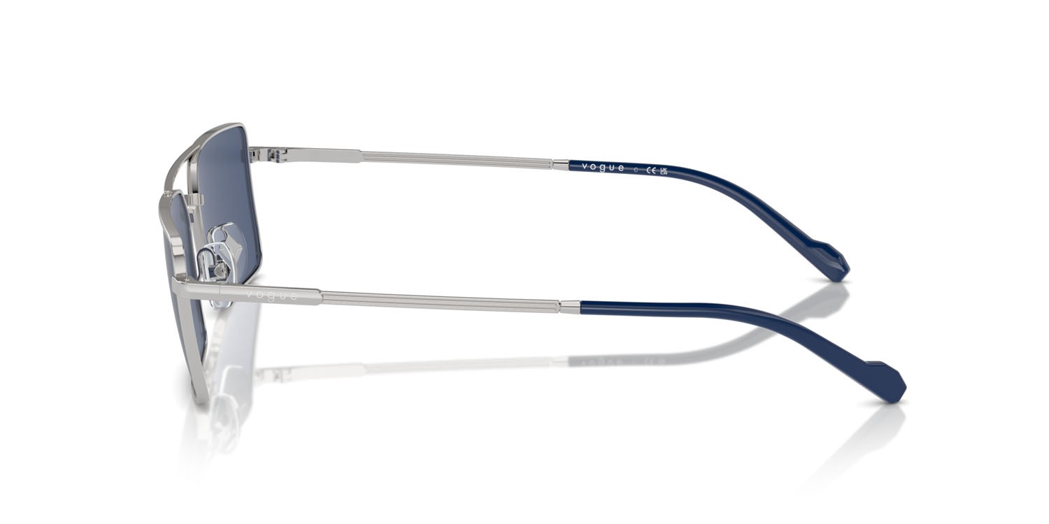 Occhiali da sole Vogue VO 4309S (323/80) colore argento forma rettangolare lenti blu scuro