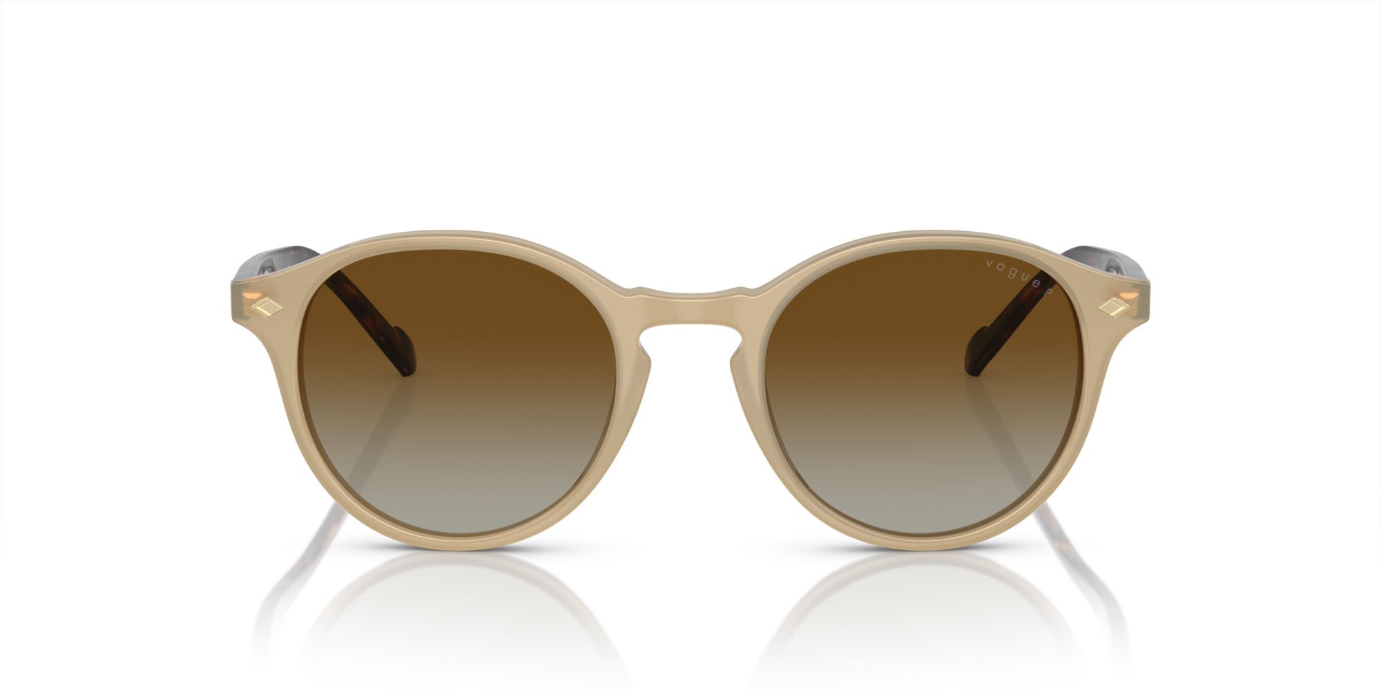 Occhiali da sole Vogue VO 5327S (W900T5) colore beige opalino forma pantos lenti polarizzata marrone sfumato