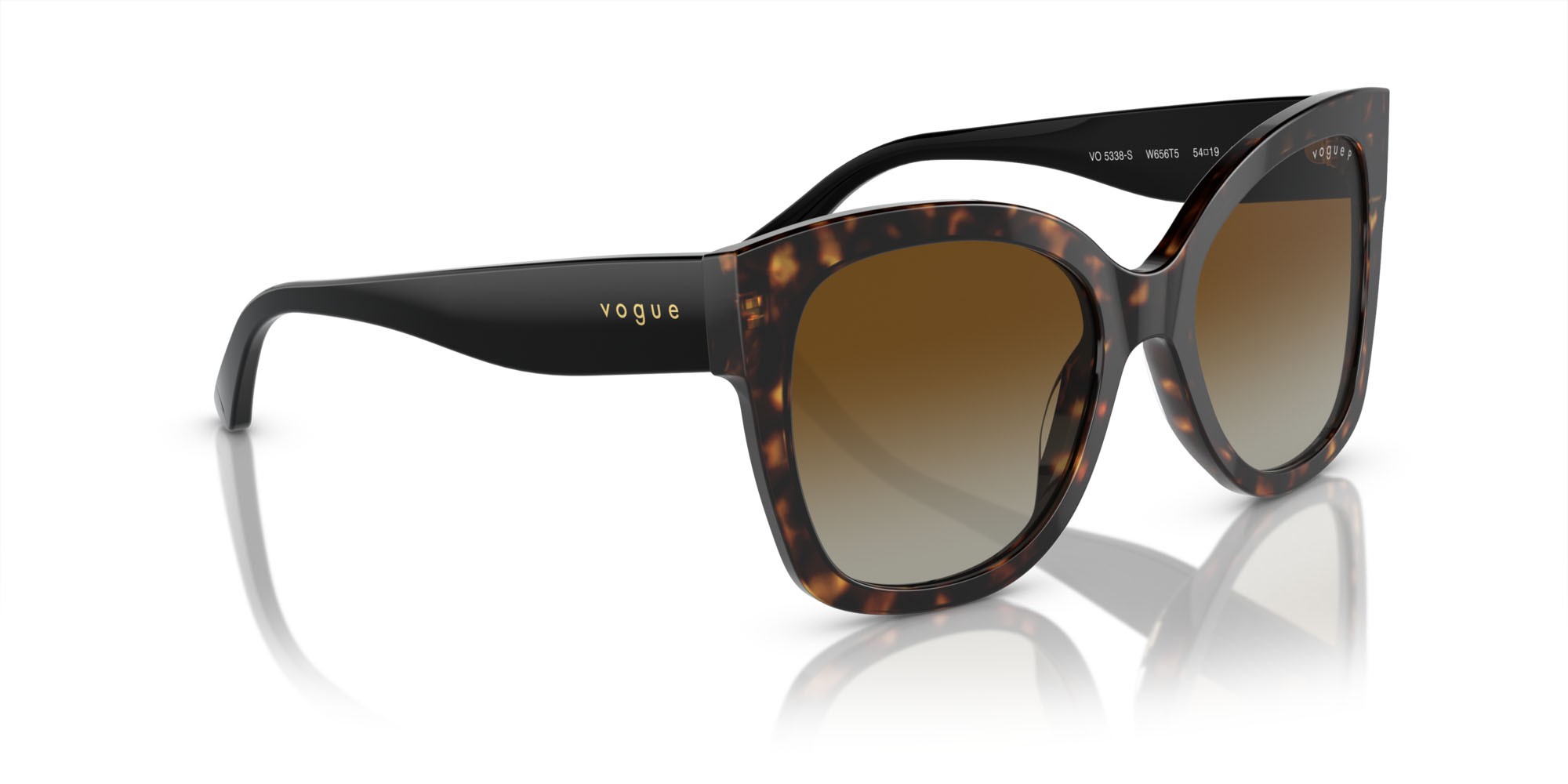 Occhiali da sole Vogue VO 5338S (W656T5) colore havana scuro forma quadrato lenti polarizzata marrone sfumato
