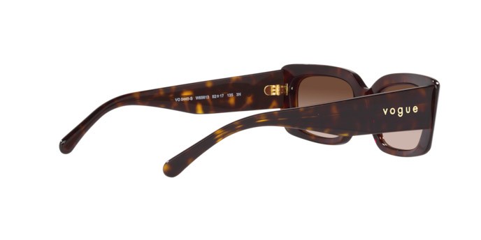 Sonnenbrillen Vogue VO 5440S (W65613) farbe dark havana form quadratisch gläser brown gradient