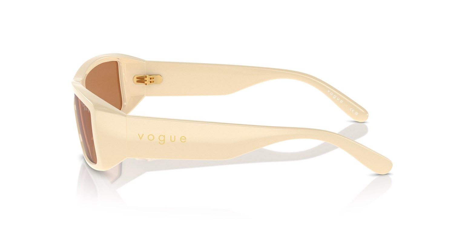 Sonnenbrillen Vogue VO 5442SM (317073) farbe full milk form rechteckig gläser marrone scuro